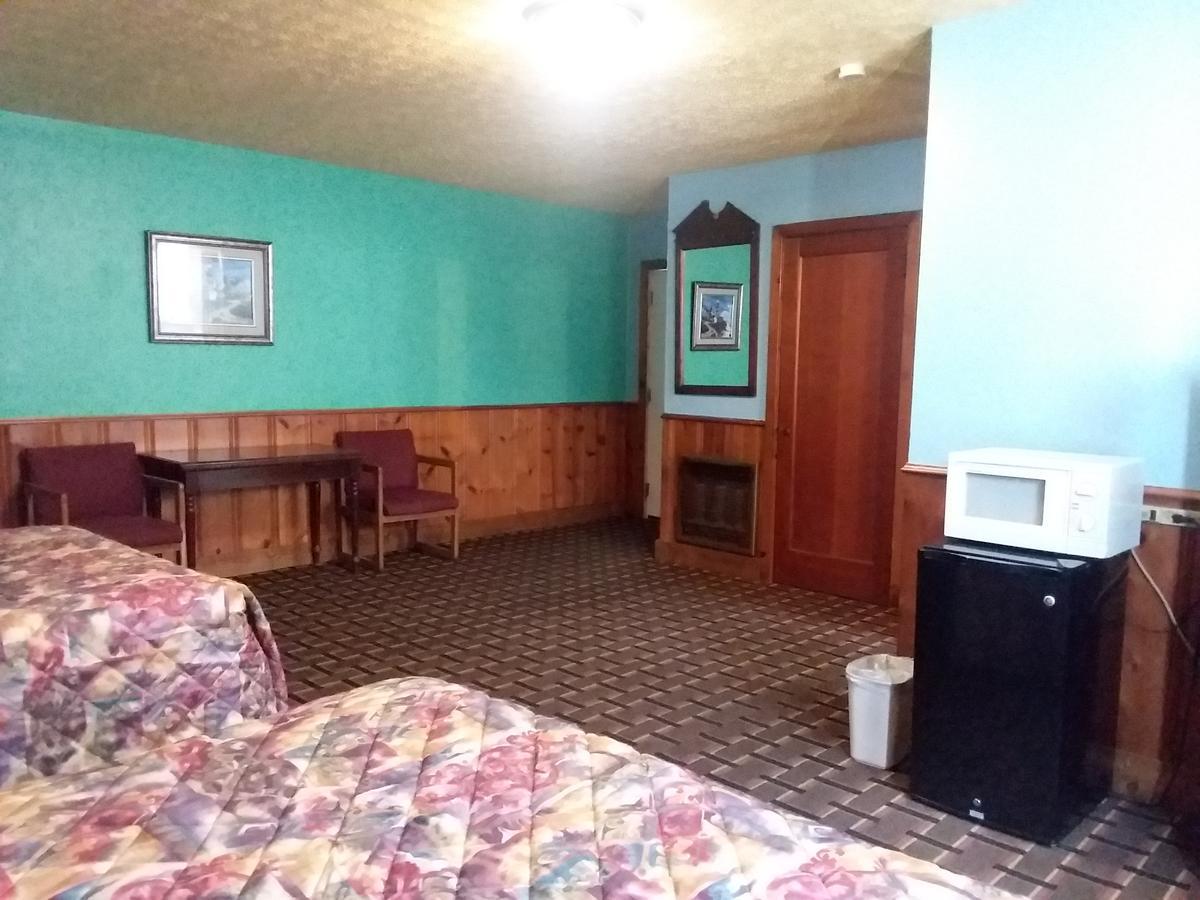 Scenic River Inn Motel Wartburg Buitenkant foto